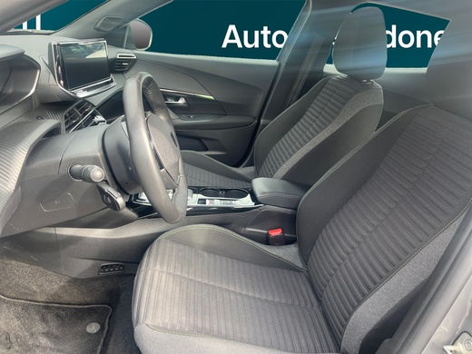 Peugeot e-2008 vaihtoauto