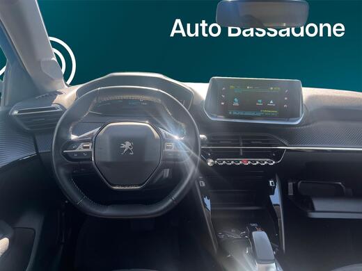 Peugeot e-208 vaihtoauto