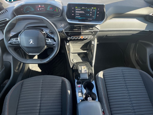 Peugeot e-2008 vaihtoauto