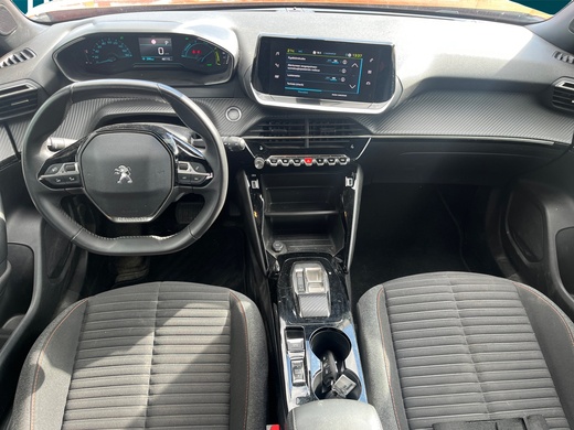 Peugeot e-2008 vaihtoauto