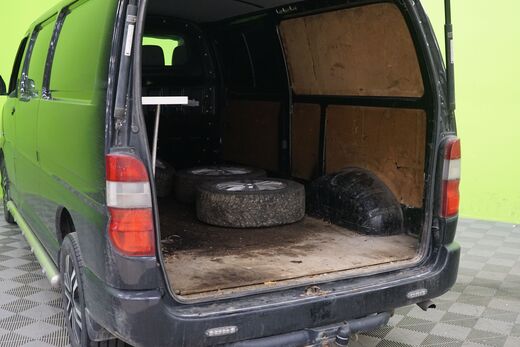 Toyota Hiace vaihtoauto