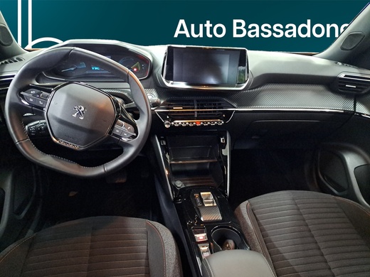 Peugeot e-2008 vaihtoauto
