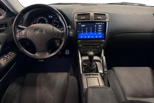 Lexus IS vaihtoauto