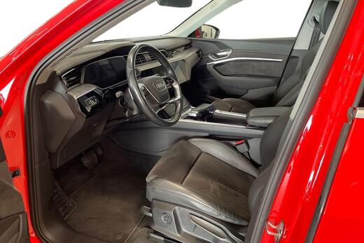 Audi e-tron vaihtoauto