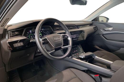 Audi Q8 e-tron vaihtoauto