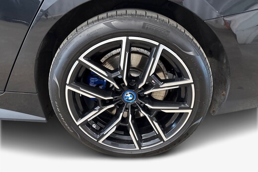 BMW i4 M50 vaihtoauto