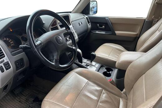 Mitsubishi Pajero vaihtoauto