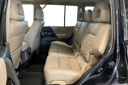Mitsubishi Pajero vaihtoauto