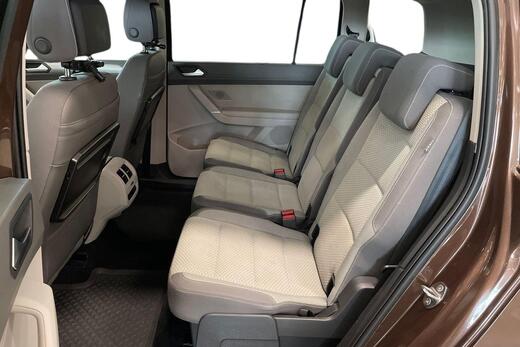 Volkswagen Touran vaihtoauto