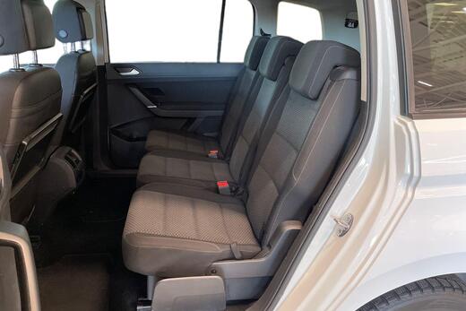 Volkswagen Touran vaihtoauto