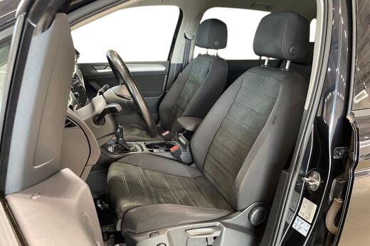 Volkswagen Touran vaihtoauto