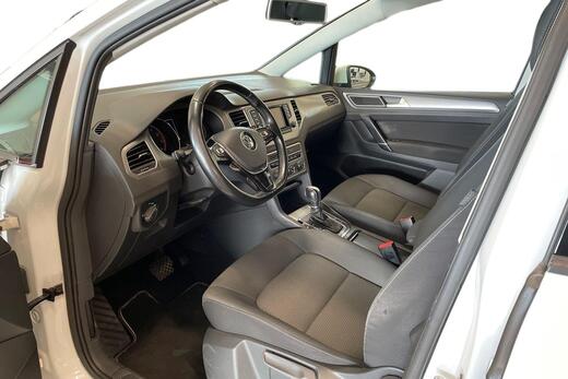 Volkswagen Golf Sportsvan vaihtoauto