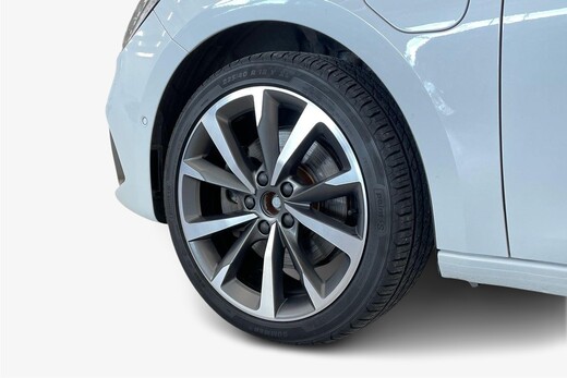 SEAT Leon Sportstourer vaihtoauto