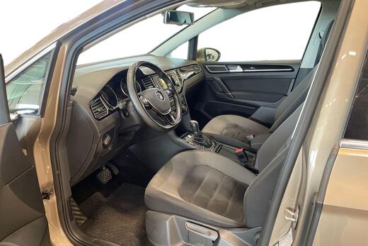 Volkswagen Golf Sportsvan vaihtoauto