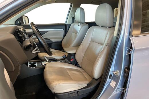 Mitsubishi Outlander PHEV vaihtoauto