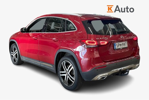 Mercedes-Benz GLA vaihtoauto