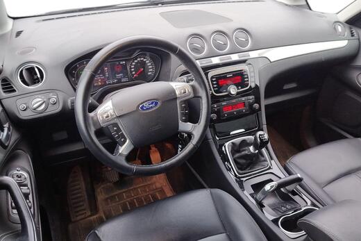 Ford S-MAX vaihtoauto
