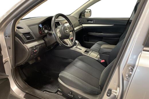 Subaru Legacy vaihtoauto
