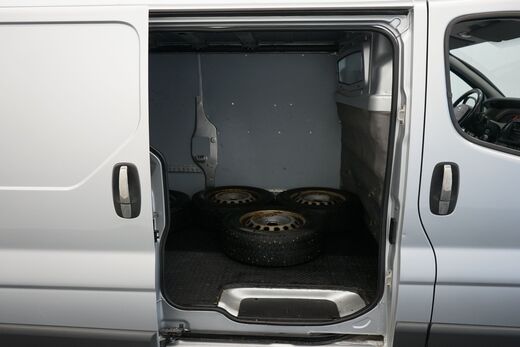Nissan Primastar vaihtoauto
