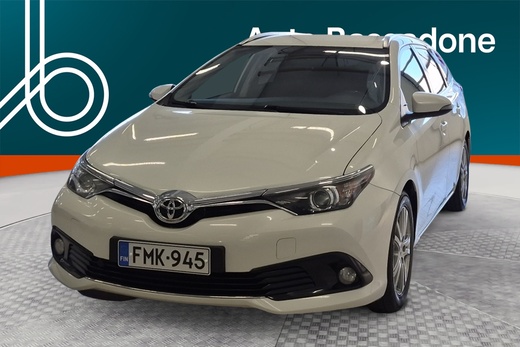 Toyota Auris vaihtoauto