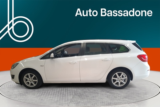 Opel Astra vaihtoauto