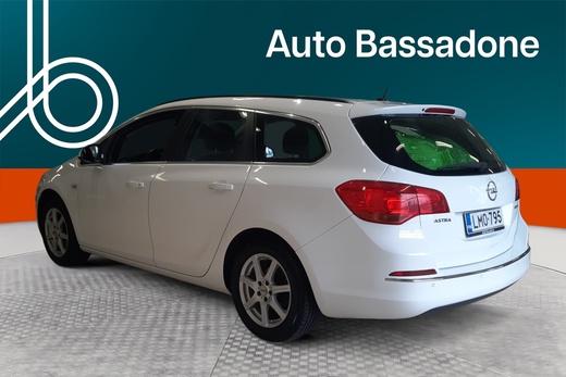 Opel Astra vaihtoauto