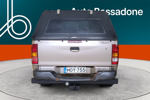 Toyota Hilux vaihtoauto