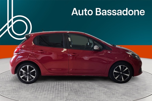 Peugeot 208 vaihtoauto
