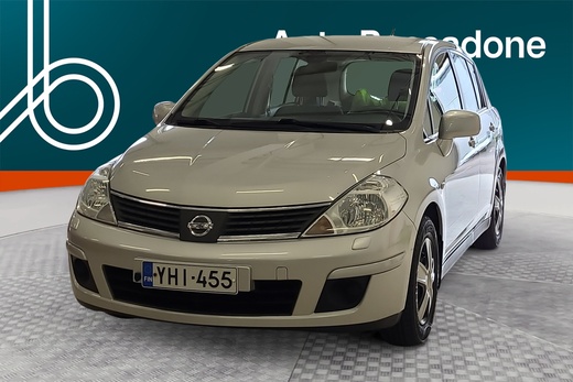 Nissan Tiida vaihtoauto