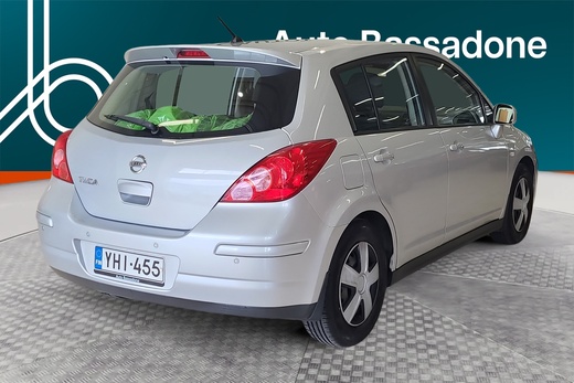 Nissan Tiida vaihtoauto