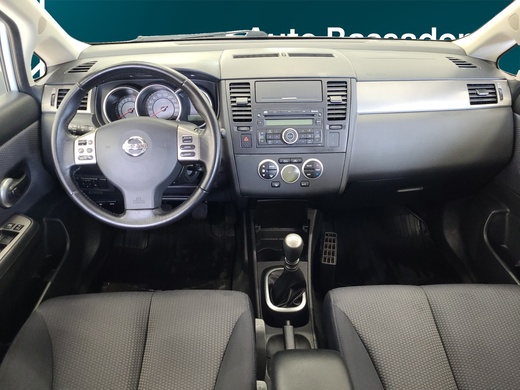 Nissan Tiida vaihtoauto