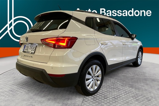 SEAT Arona vaihtoauto
