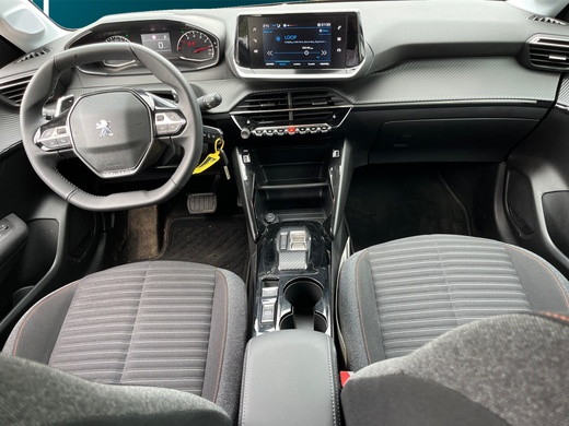 Peugeot 208 vaihtoauto