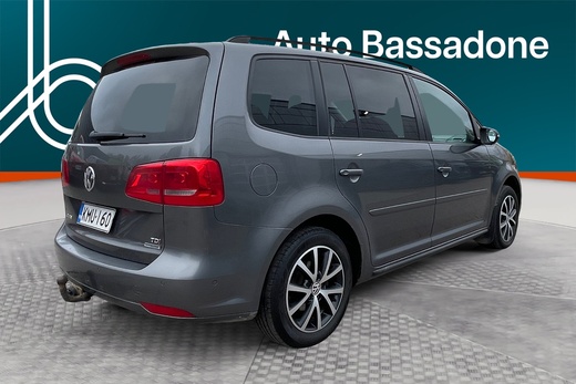 Volkswagen Touran vaihtoauto