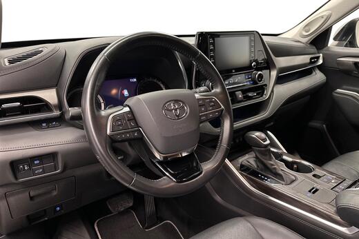Toyota Land Cruiser vaihtoauto
