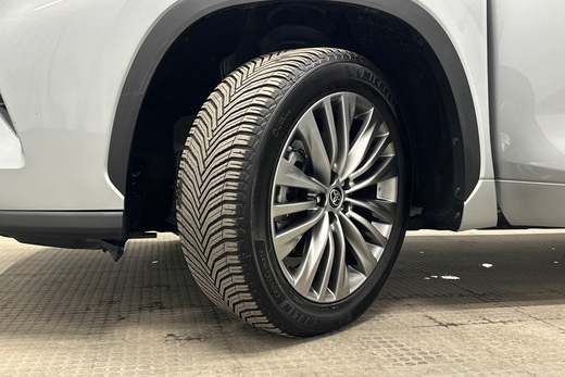 Toyota Land Cruiser vaihtoauto