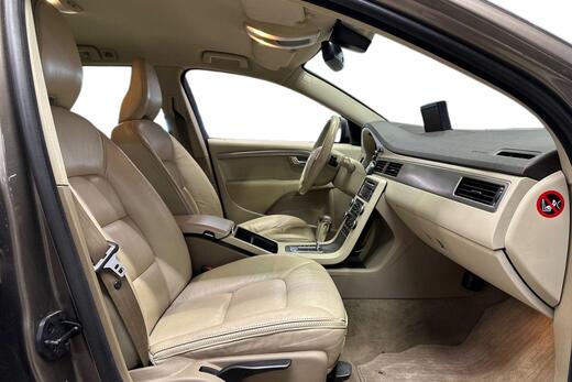 Volvo XC70 vaihtoauto