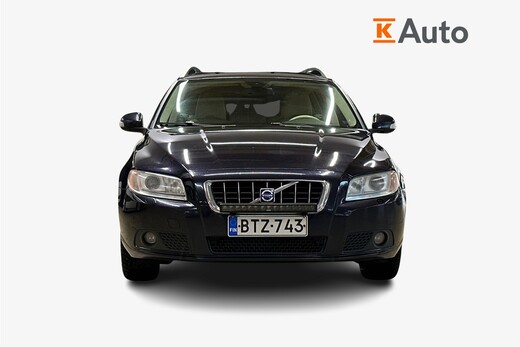 Volvo V70 vaihtoauto