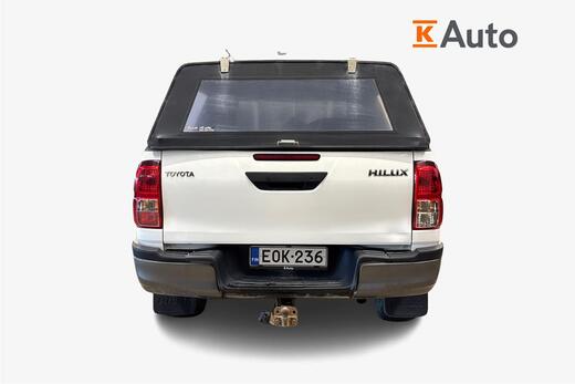 Toyota Hilux vaihtoauto