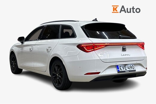 SEAT Leon Sportstourer vaihtoauto