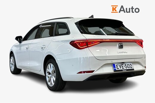 SEAT Leon Sportstourer vaihtoauto