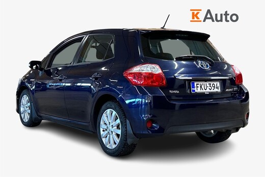 Toyota Auris vaihtoauto
