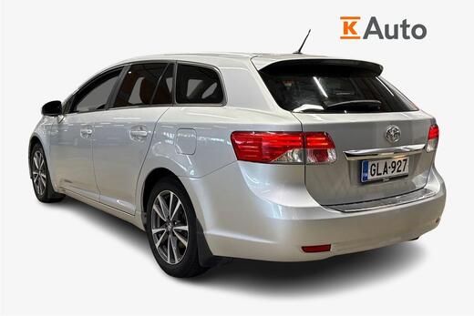 Toyota Avensis vaihtoauto