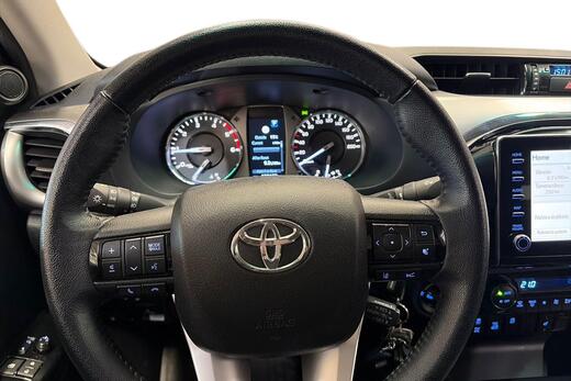 Toyota Hilux vaihtoauto