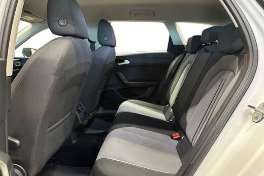 SEAT Leon Sportstourer vaihtoauto