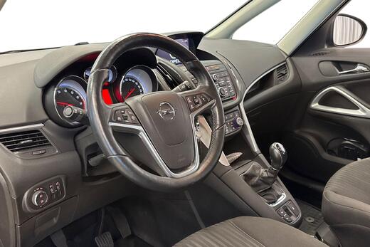 Opel Zafira Tourer vaihtoauto