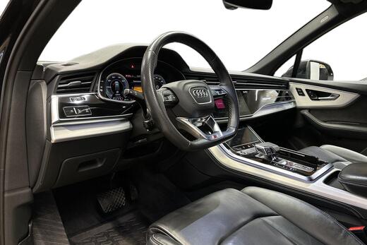 Audi Q7 vaihtoauto
