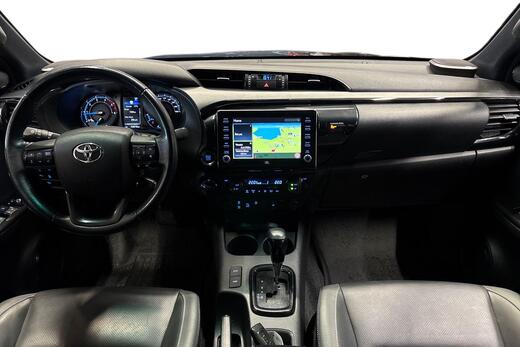 Toyota Hilux vaihtoauto