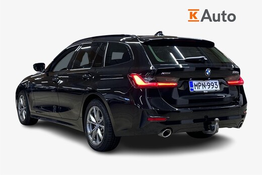 BMW 330 vaihtoauto