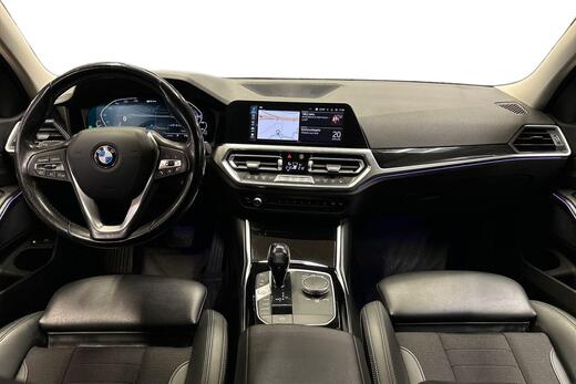 BMW 330 vaihtoauto